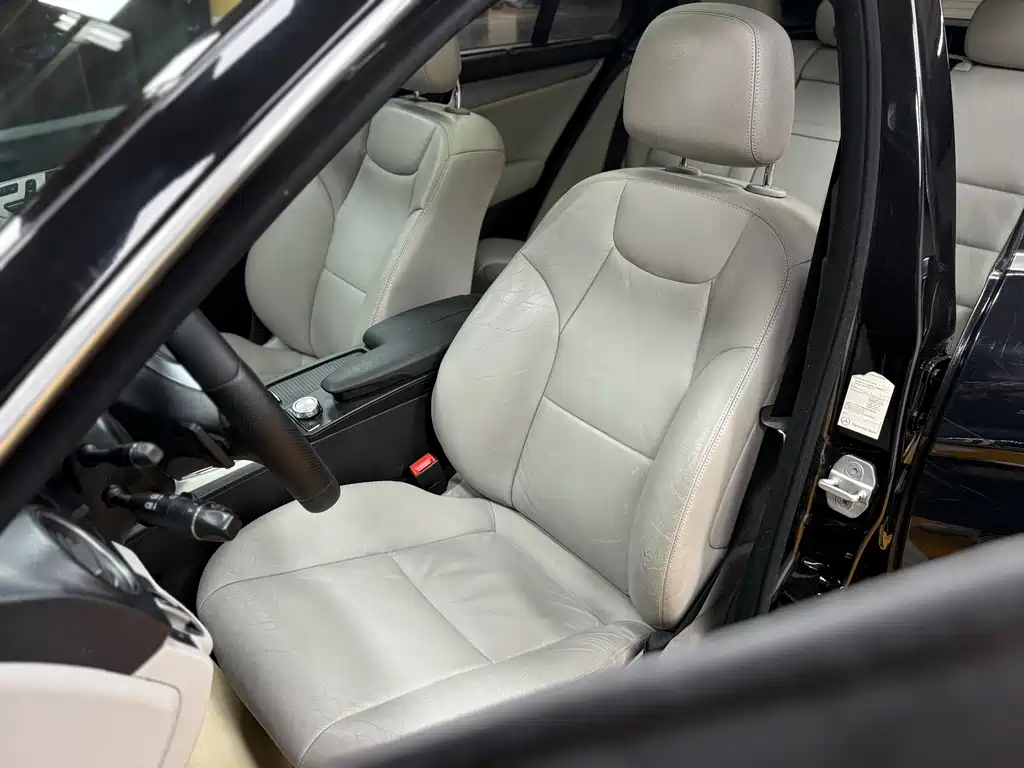 Mercedes-Benz C-Class (Import) — миниатюра 10