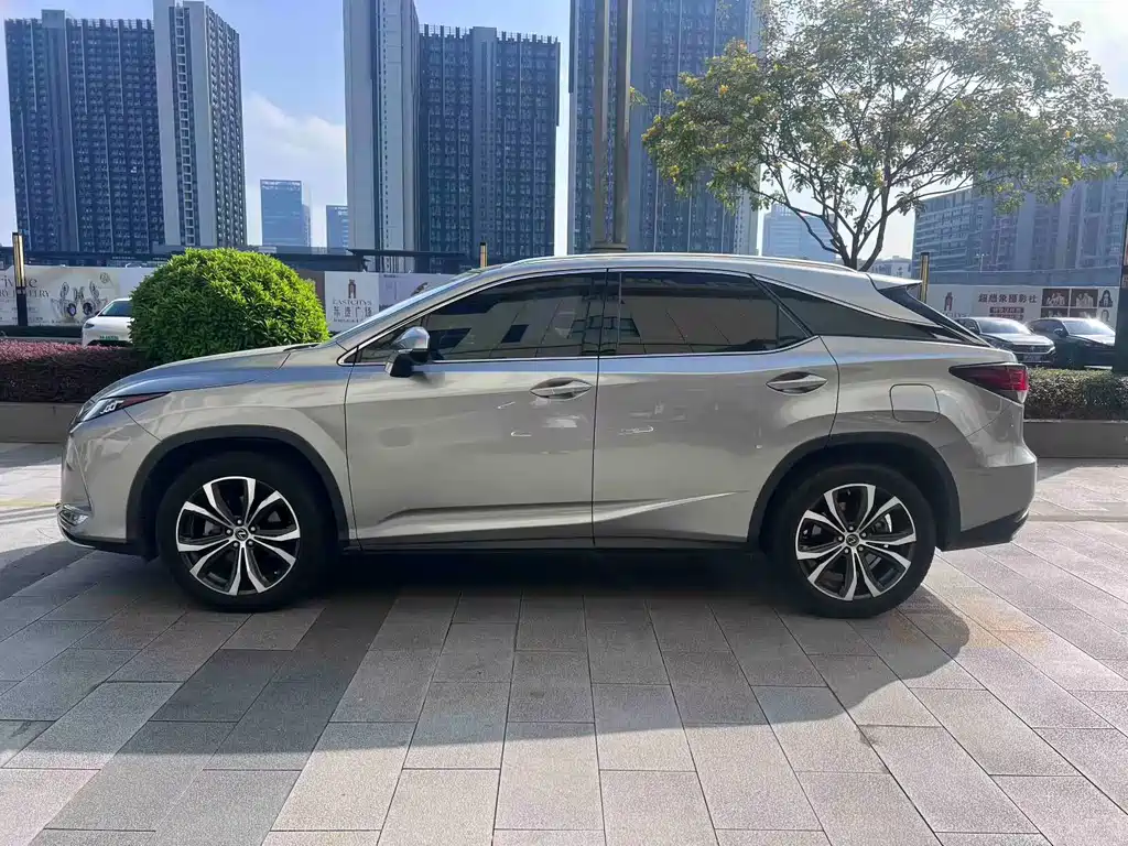 Lexus RX — миниатюра 3