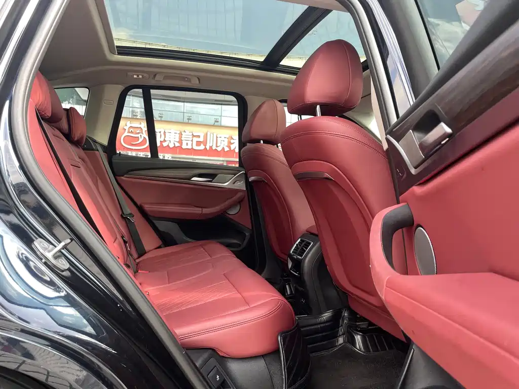 BMW X3 — миниатюра 11