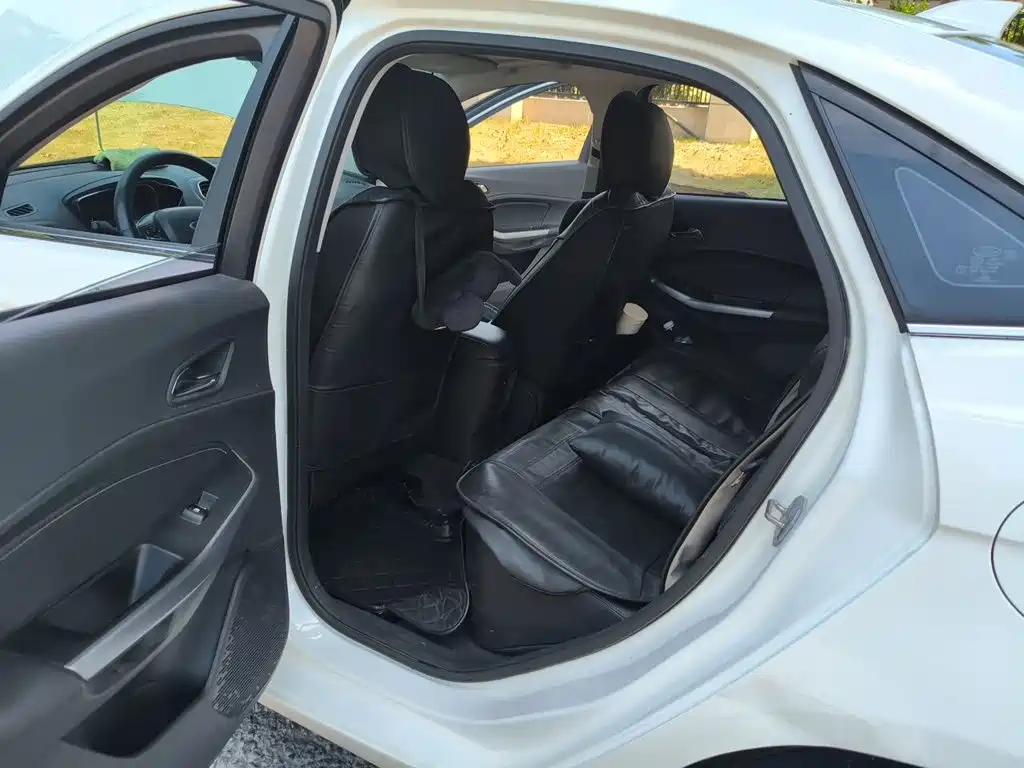Ford Escort — миниатюра 15