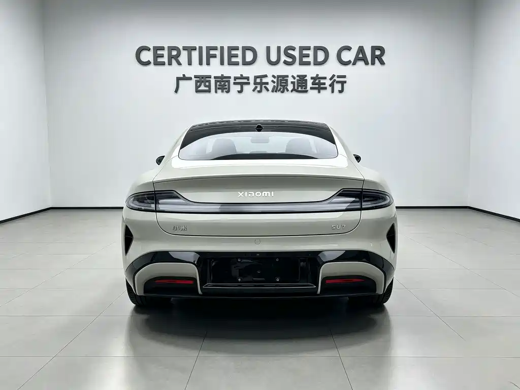 Xiaomi SU7 — миниатюра 5