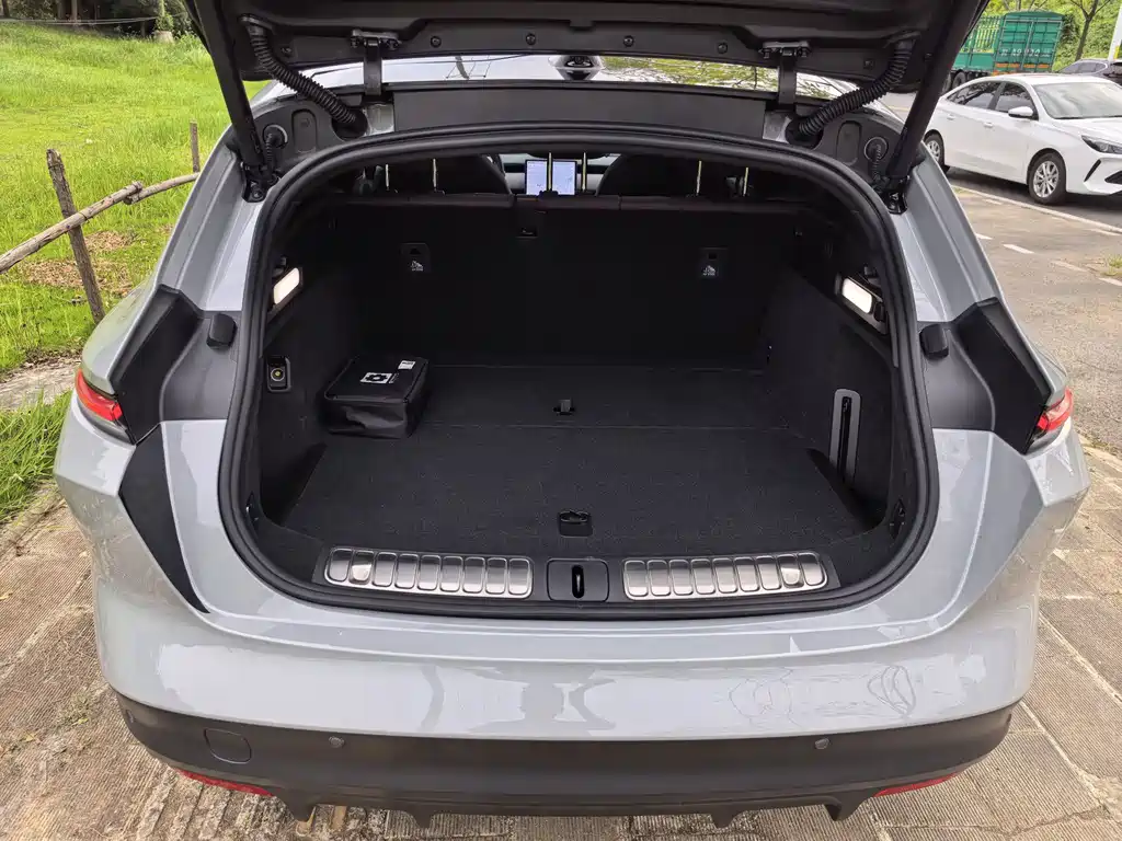 NIO ET5T — миниатюра 18