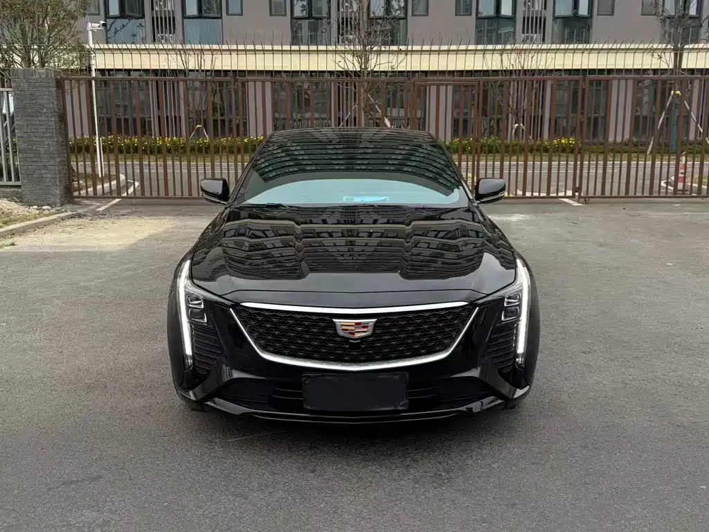 Cadillac CT5 — миниатюра 2