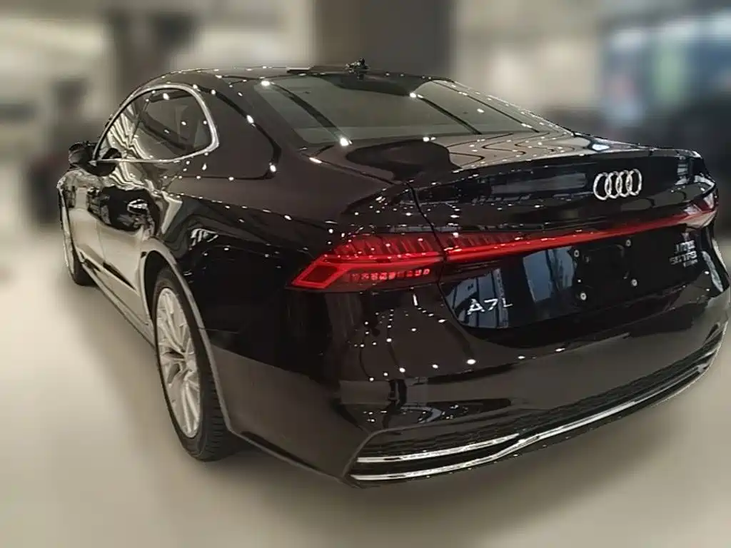 Audi A7L — миниатюра 9