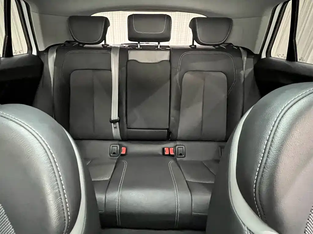 Audi Q2L — миниатюра 9