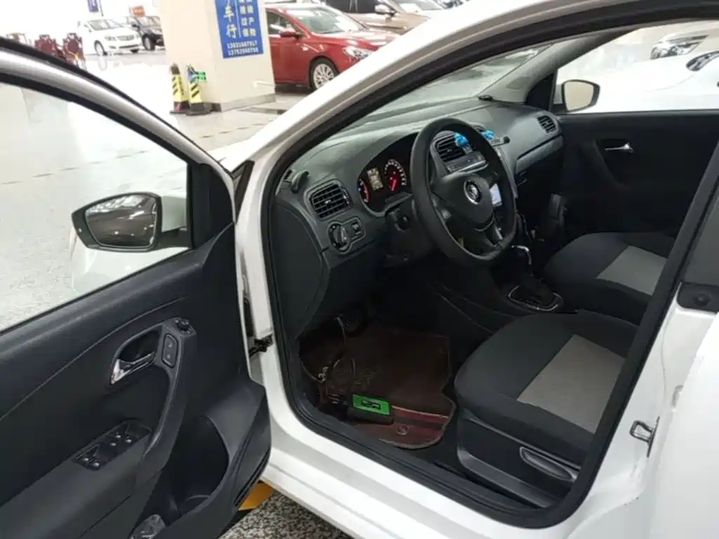Volkswagen Polo — миниатюра 16