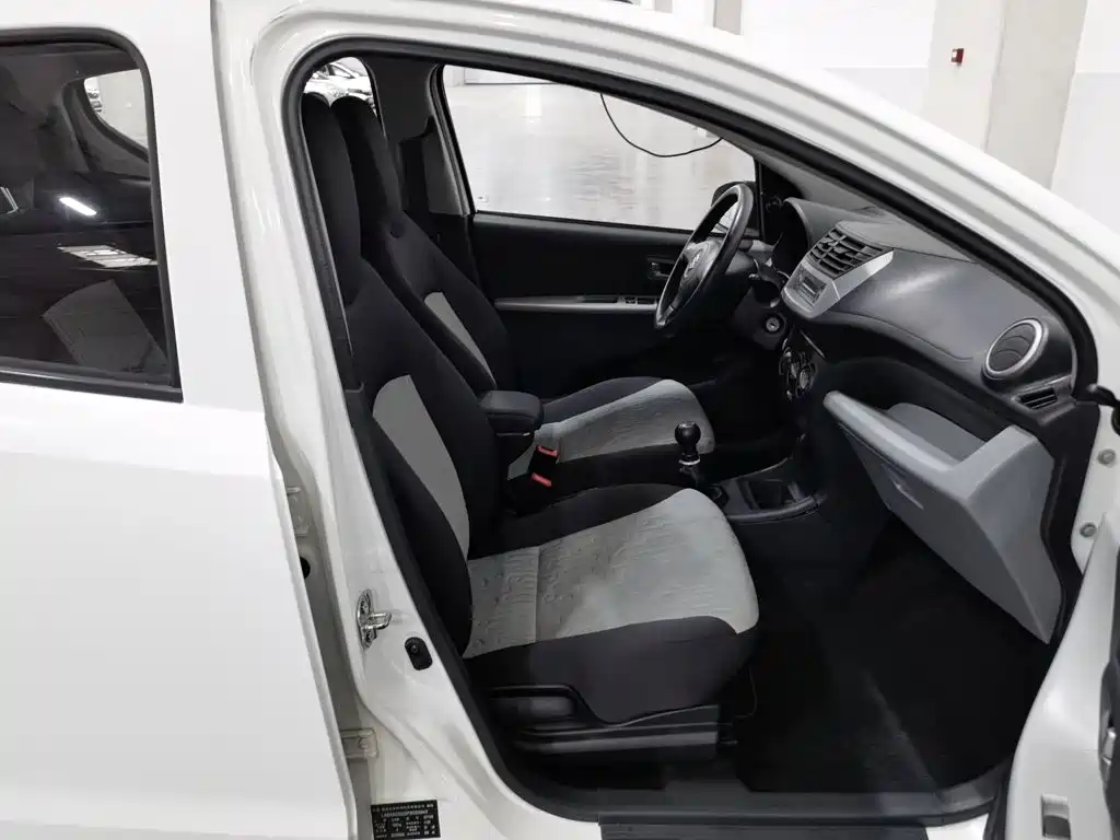 Suzuki Alto — миниатюра 23