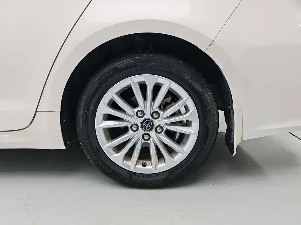 Toyota Allion — миниатюра 18