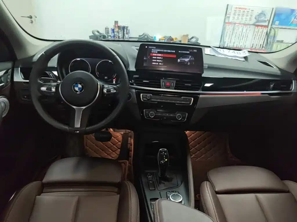 BMW X1 — миниатюра 10