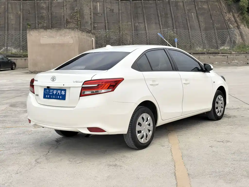 TOYOTA VIOS