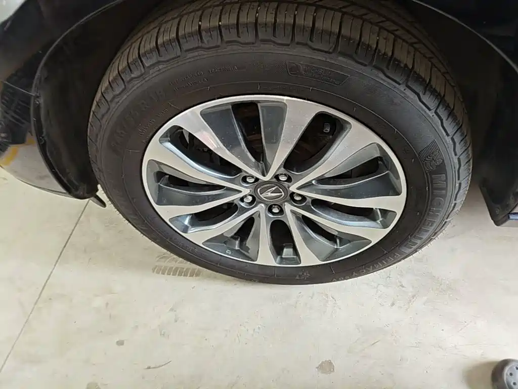 Acura MDX — миниатюра 23