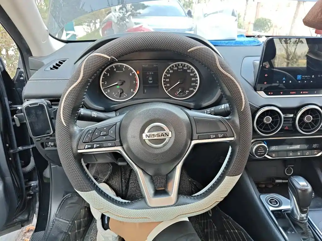 Nissan Sylphy — миниатюра 6