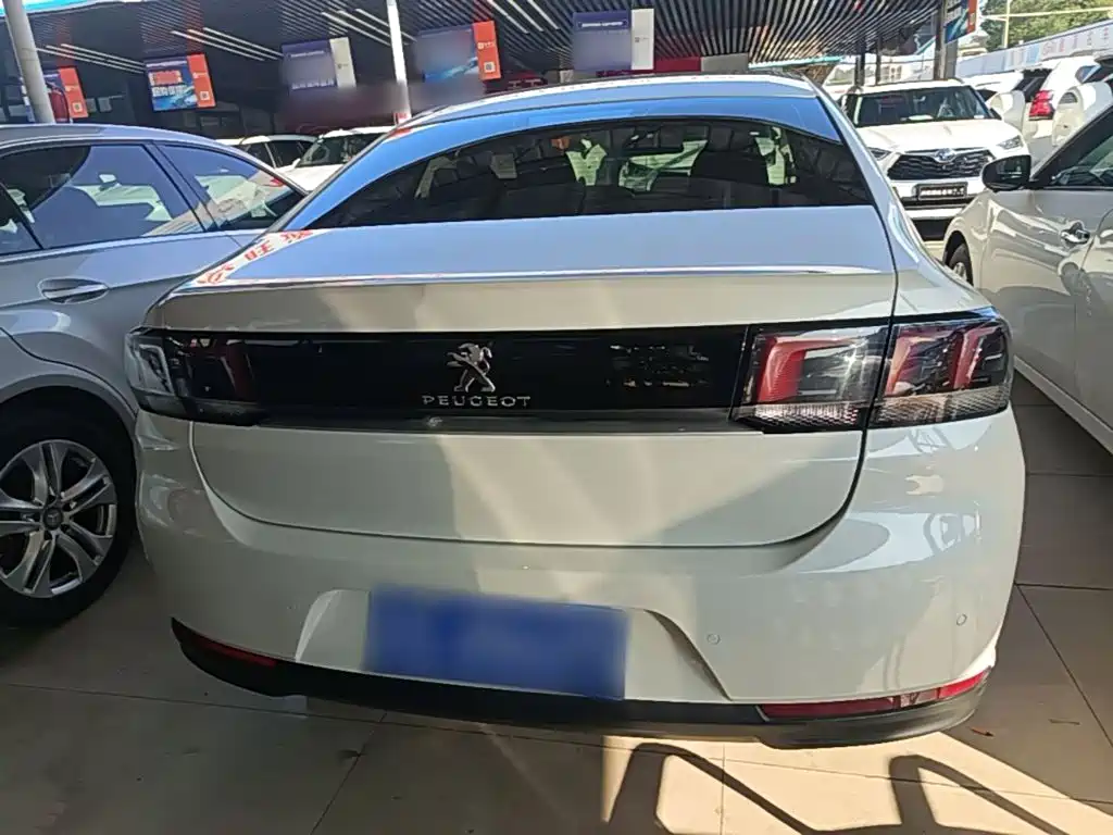Peugeot 308 — миниатюра 6
