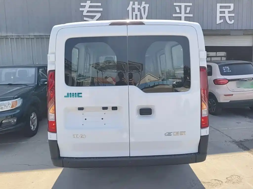 JMC Фу-скоро. — миниатюра 6