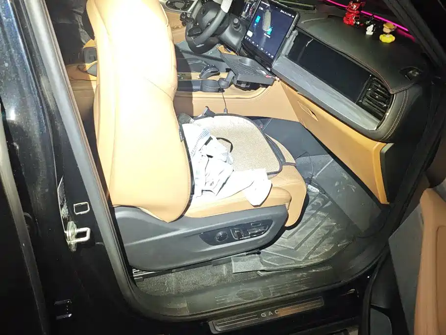 GAC Motor Trumpchi ES9 — миниатюра 8