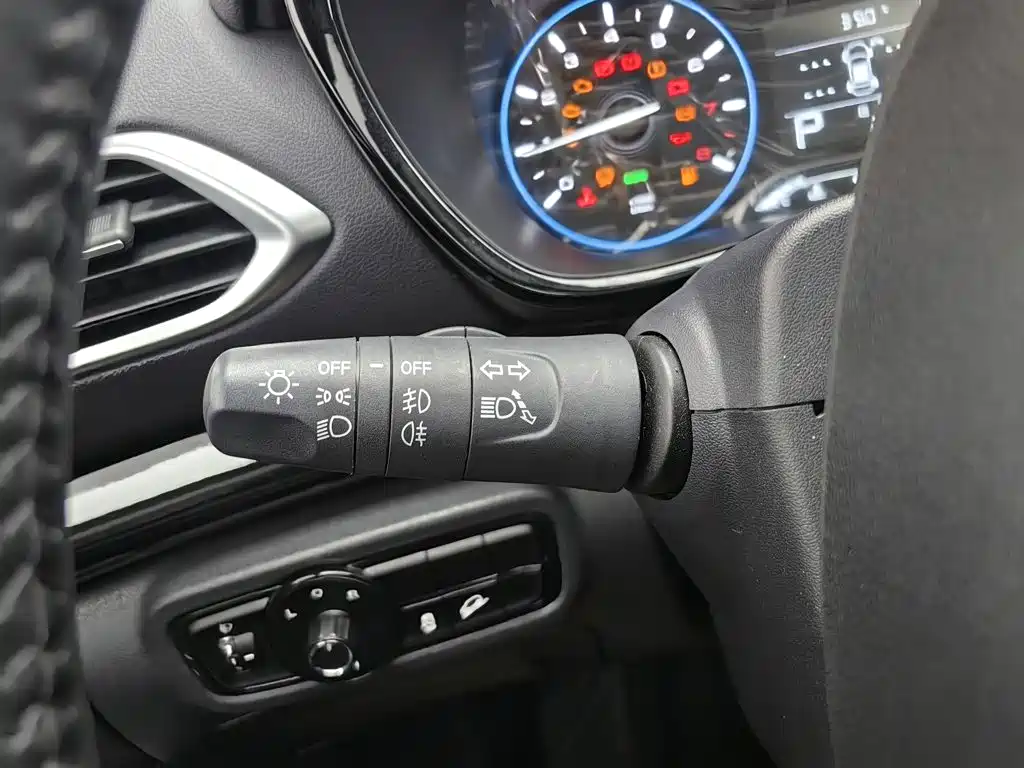 GAC Motor Trumpchi GS4 — миниатюра 21
