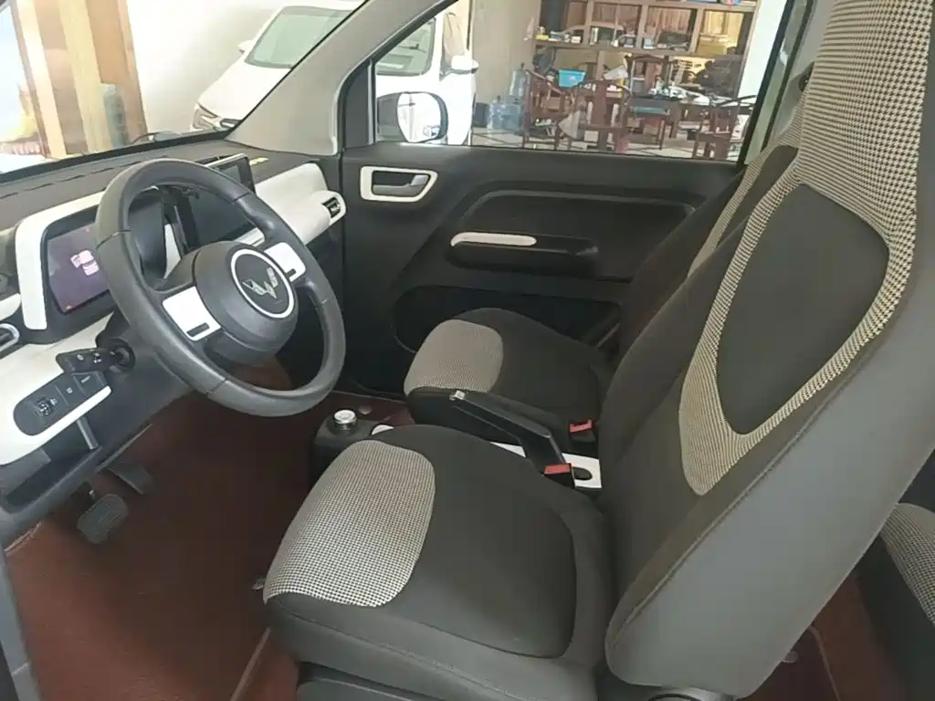 Wuling MINIEV — миниатюра 15