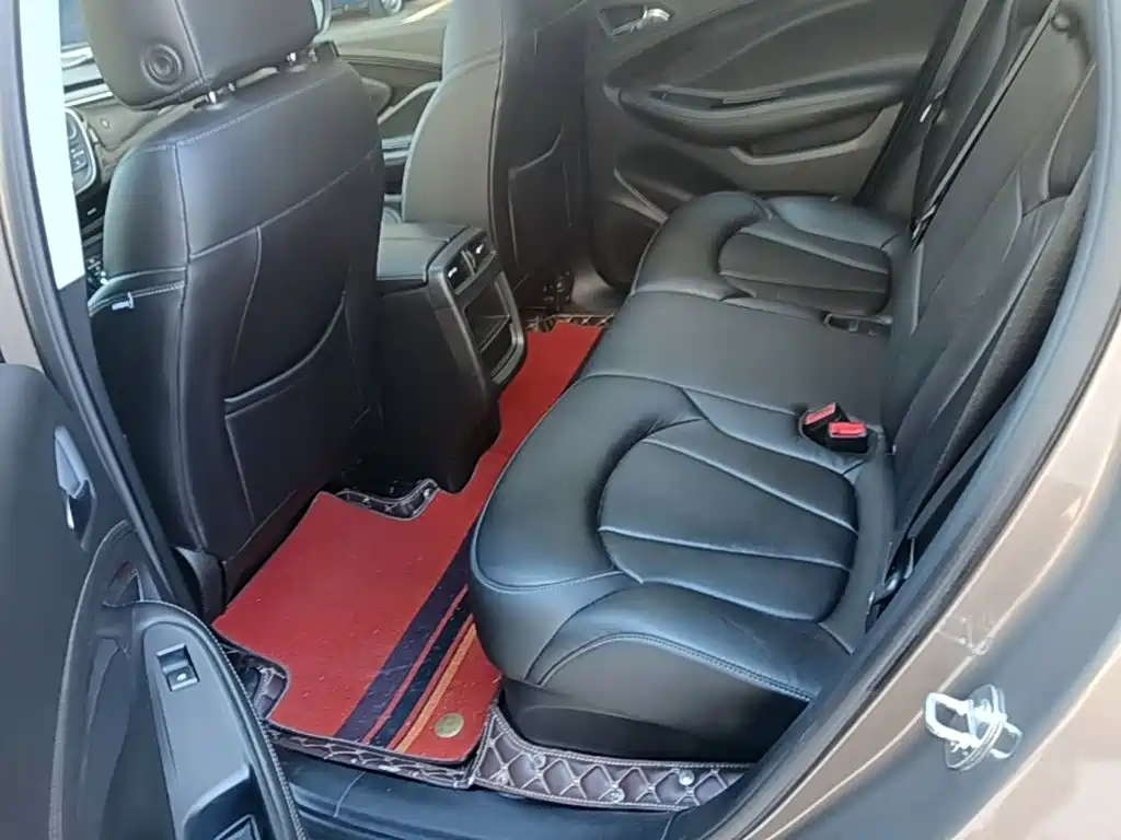 Buick Envision Plus — миниатюра 17