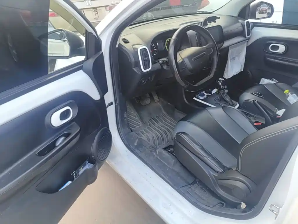 Roewe Clever — миниатюра 16