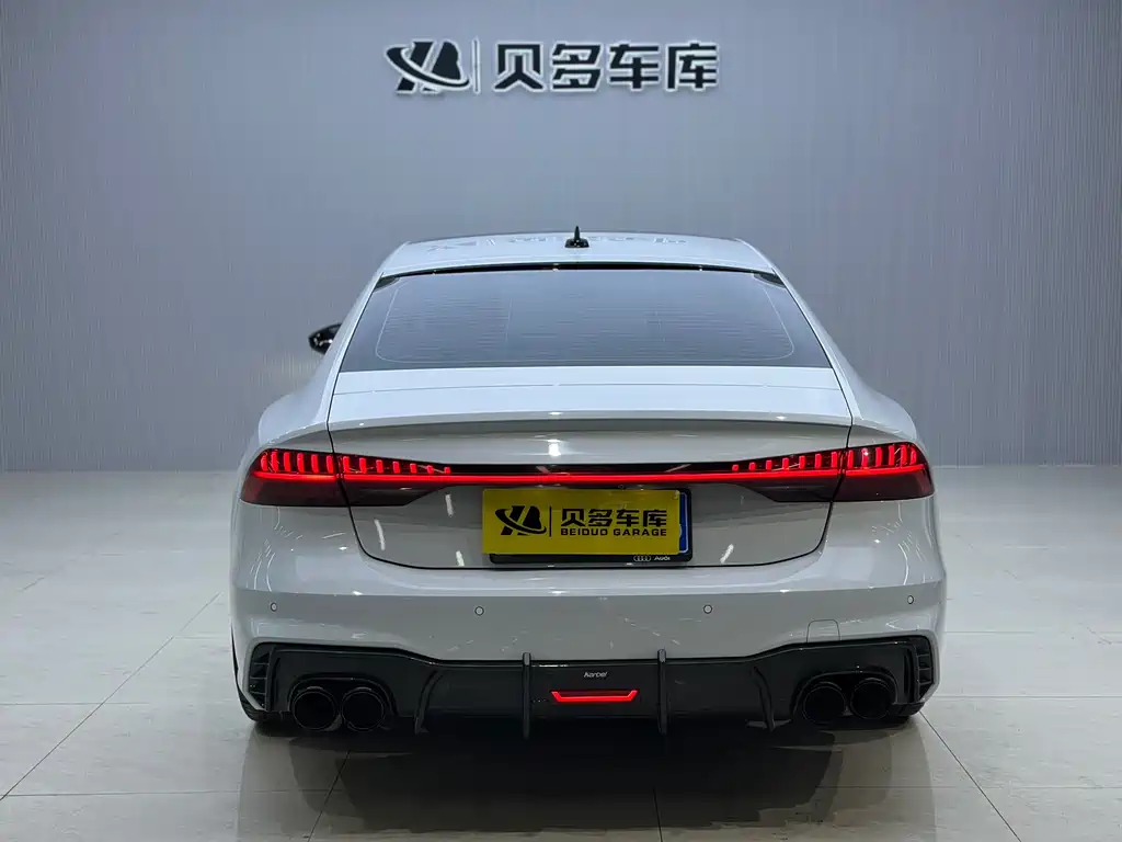 AUDI  A7