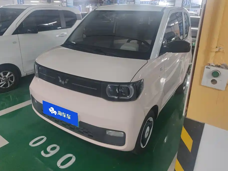 Wuling MINIEV