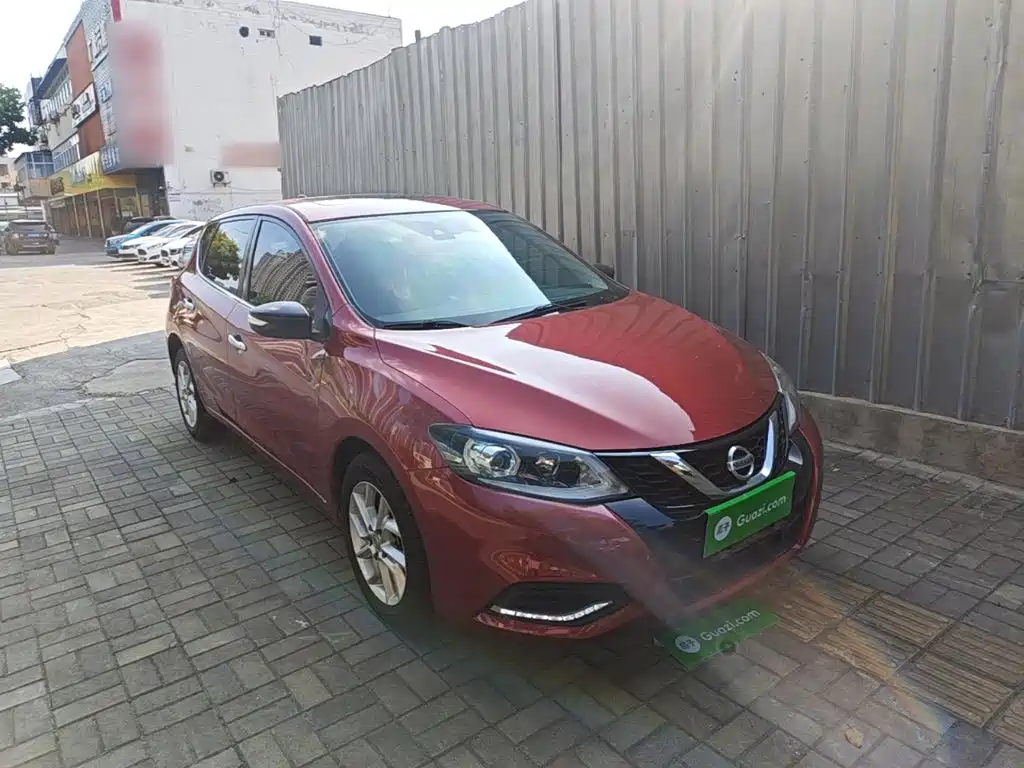 Nissan Tiida — миниатюра 4