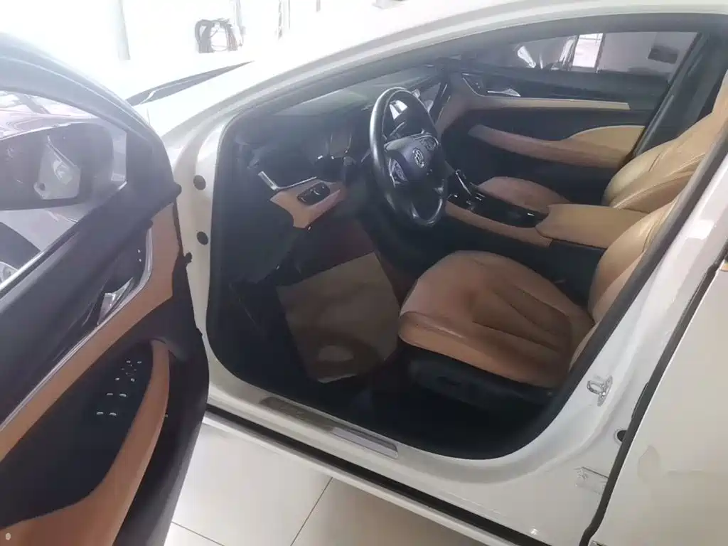 Buick LaCrosse — миниатюра 16
