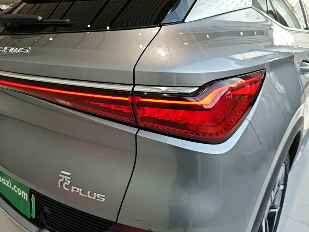 BYD Yuan Plus — миниатюра 8