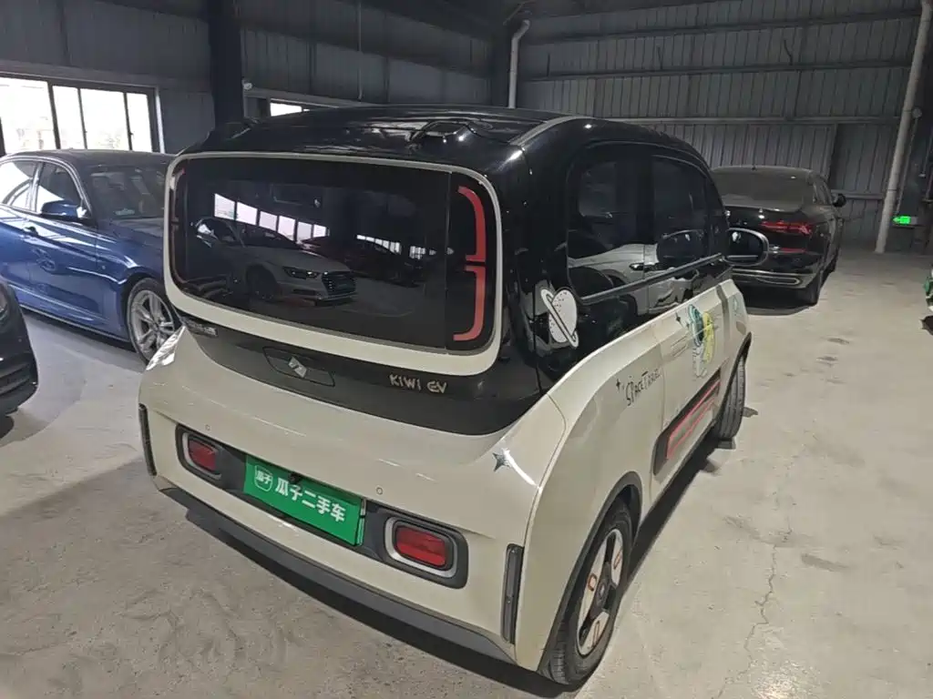 Baojun KiWi EV — миниатюра 7