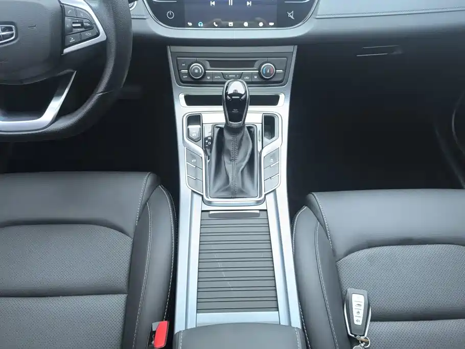 Geely Emgrand — миниатюра 16