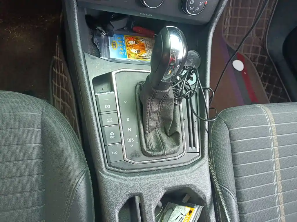 Volkswagen Lavida — миниатюра 10