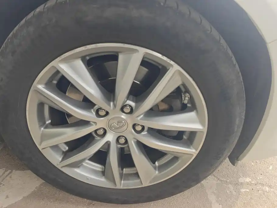 Infiniti Q50 — миниатюра 6
