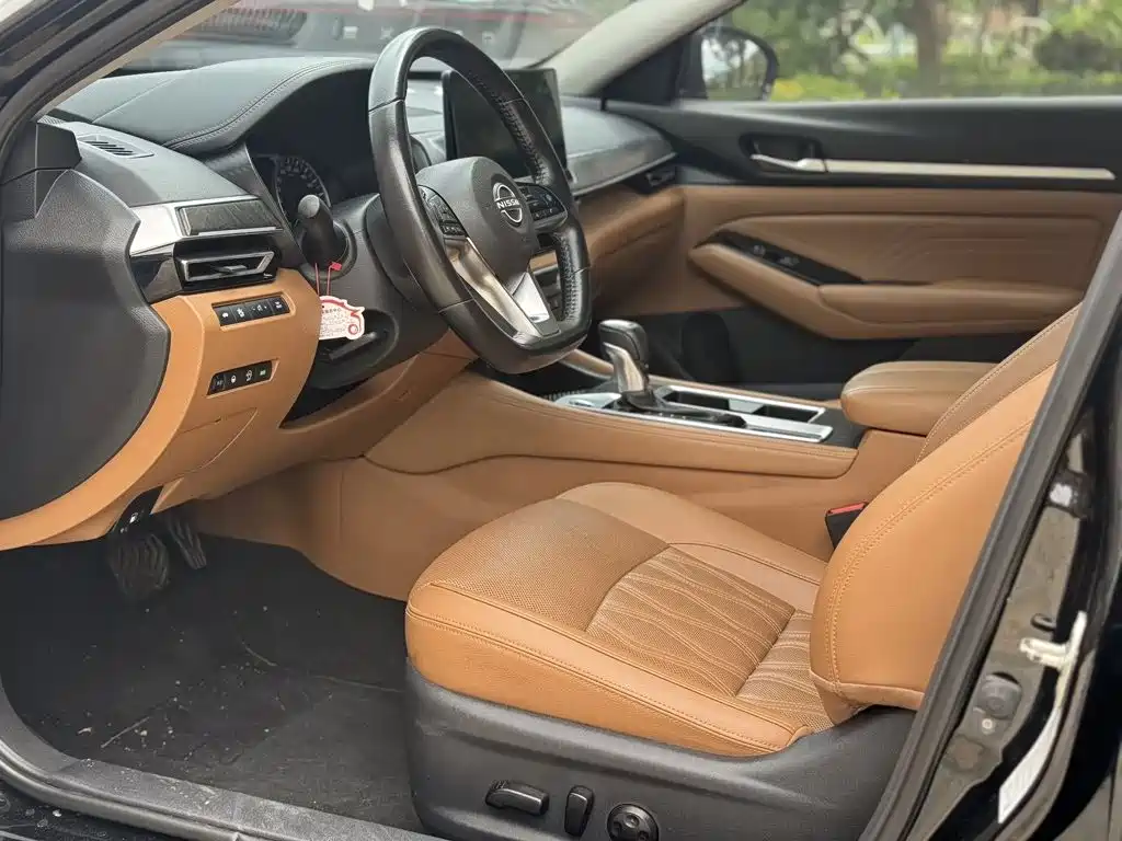 Nissan Teana — миниатюра 4