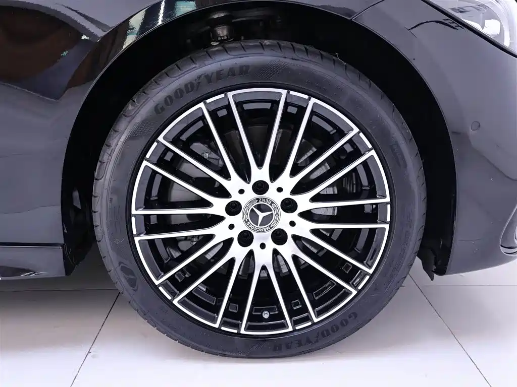 Mercedes-Benz C-Class C 2025 C 260 L Sport