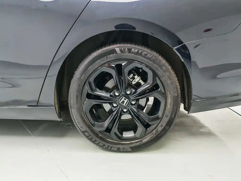 Honda Accord — миниатюра 14