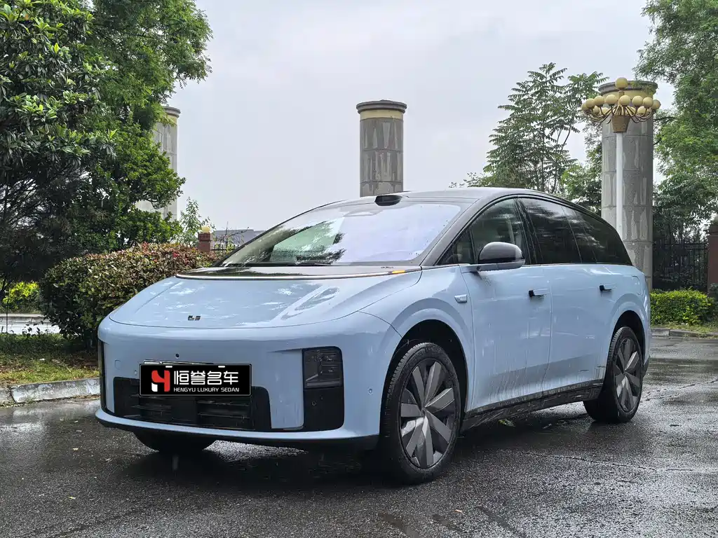 Li Auto 理想i8 2025