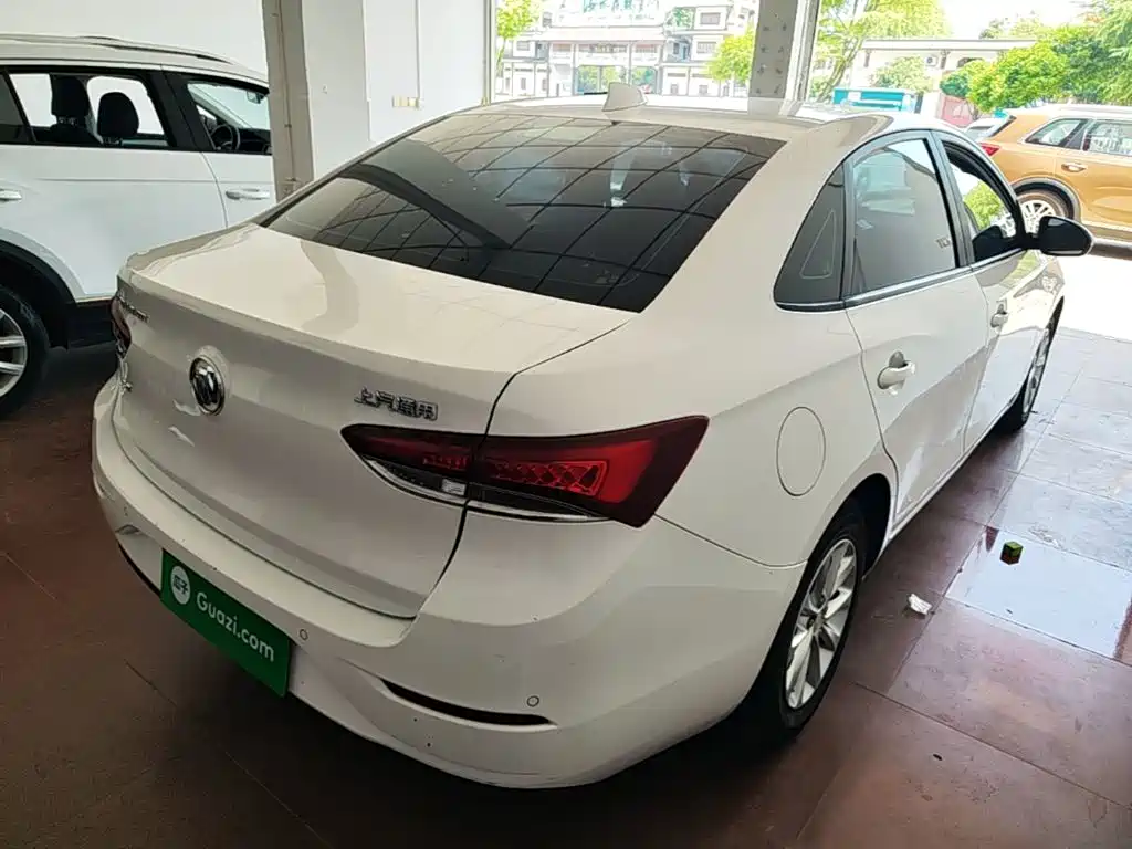 Buick Excelle — миниатюра 7