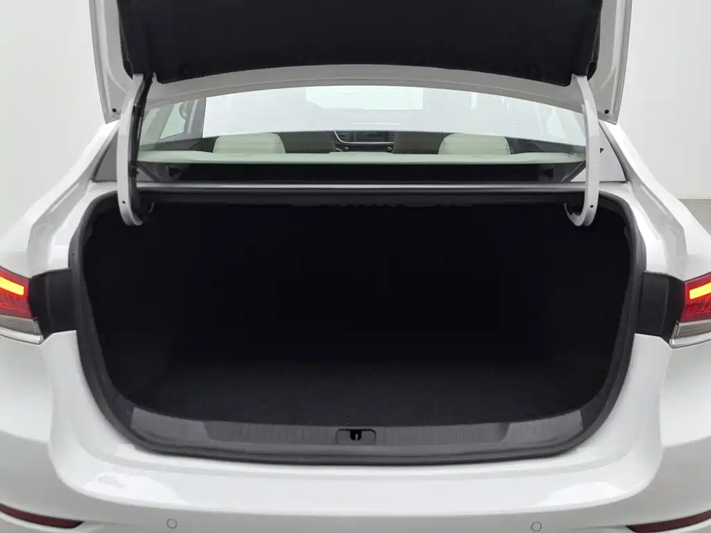 Buick Excelle — миниатюра 16