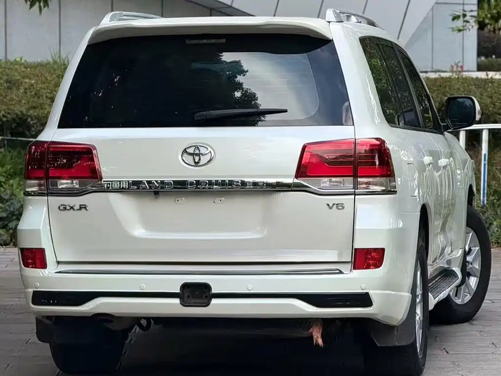 Toyota Land Cruiser — миниатюра 9
