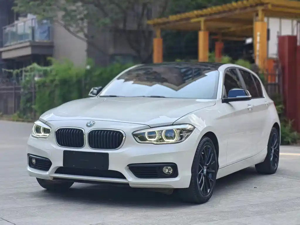 BMW 1 Series (Import)