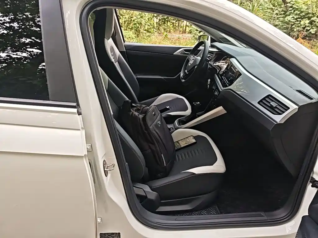 Volkswagen Polo — миниатюра 25