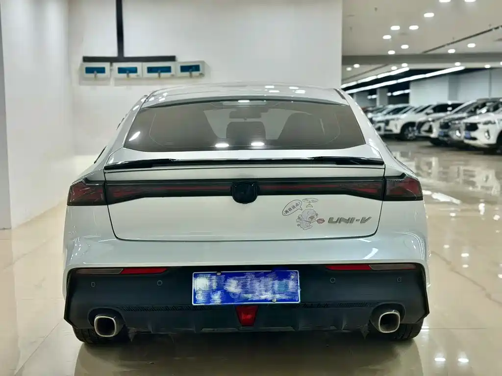 Changan UNI-V — миниатюра 5