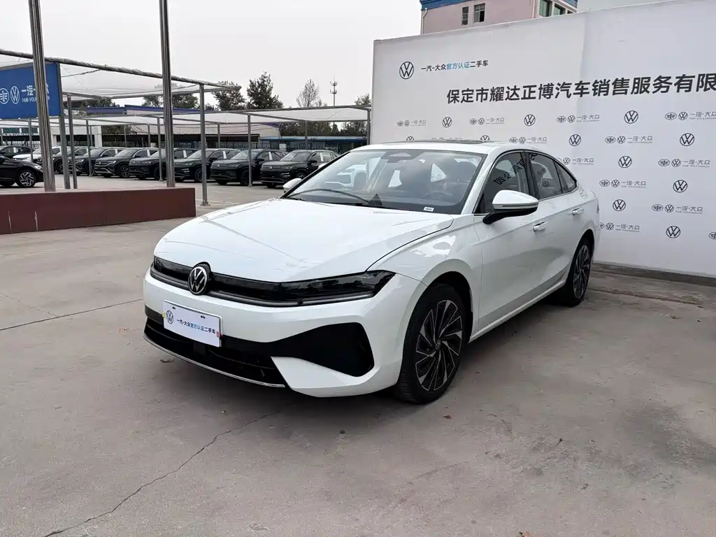 Volkswagen Sagitar