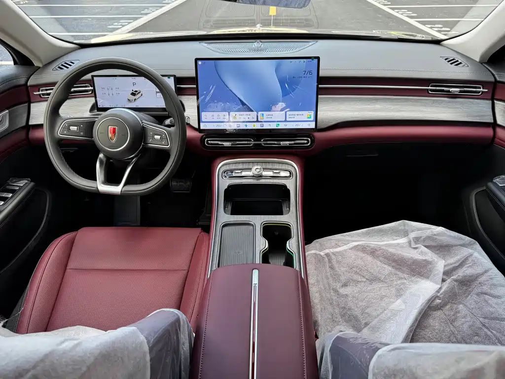 Hongqi Hongqi H5 — миниатюра 6