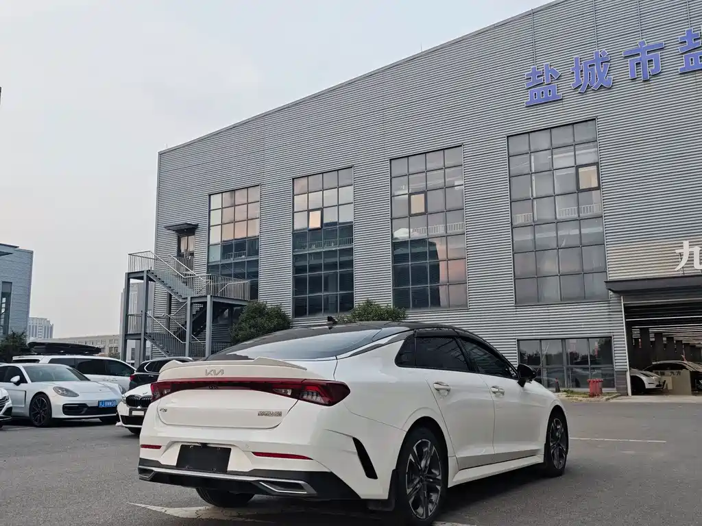 Kia K5 — миниатюра 4