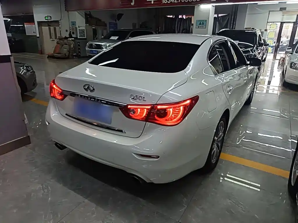 Infiniti Q50L — миниатюра 7
