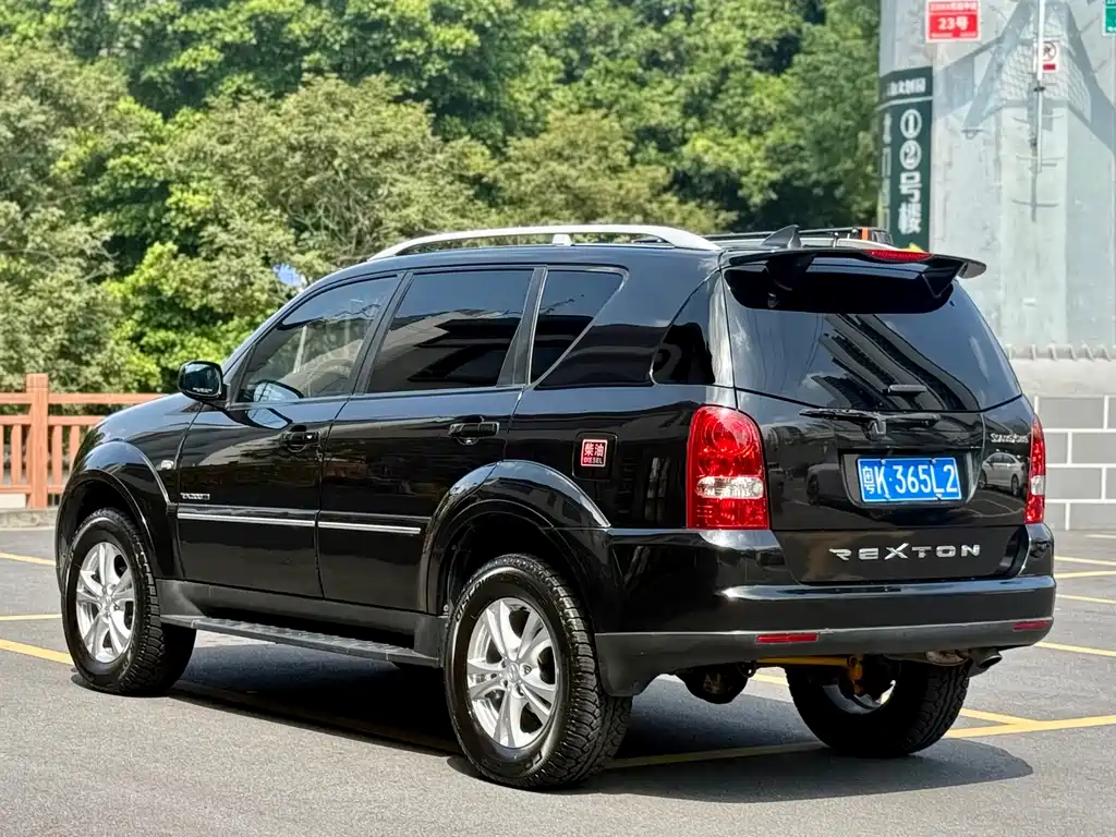 SsangYong Rexton — миниатюра 4