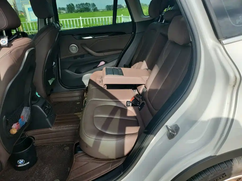 BMW X1 — миниатюра 15