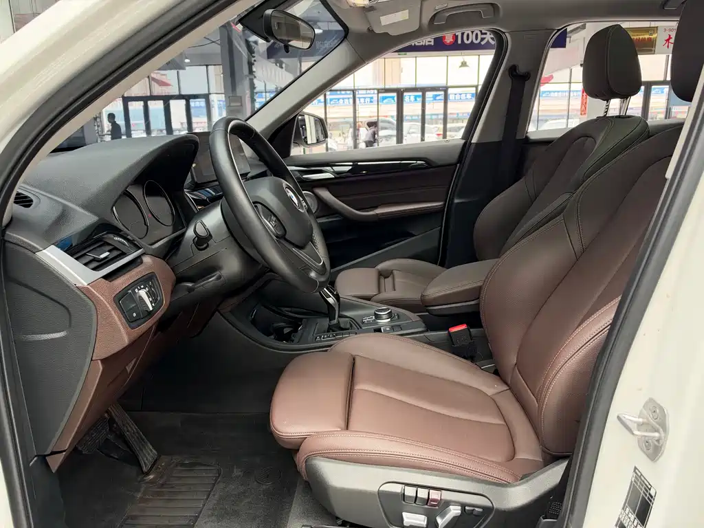 BMW X1 — миниатюра 9