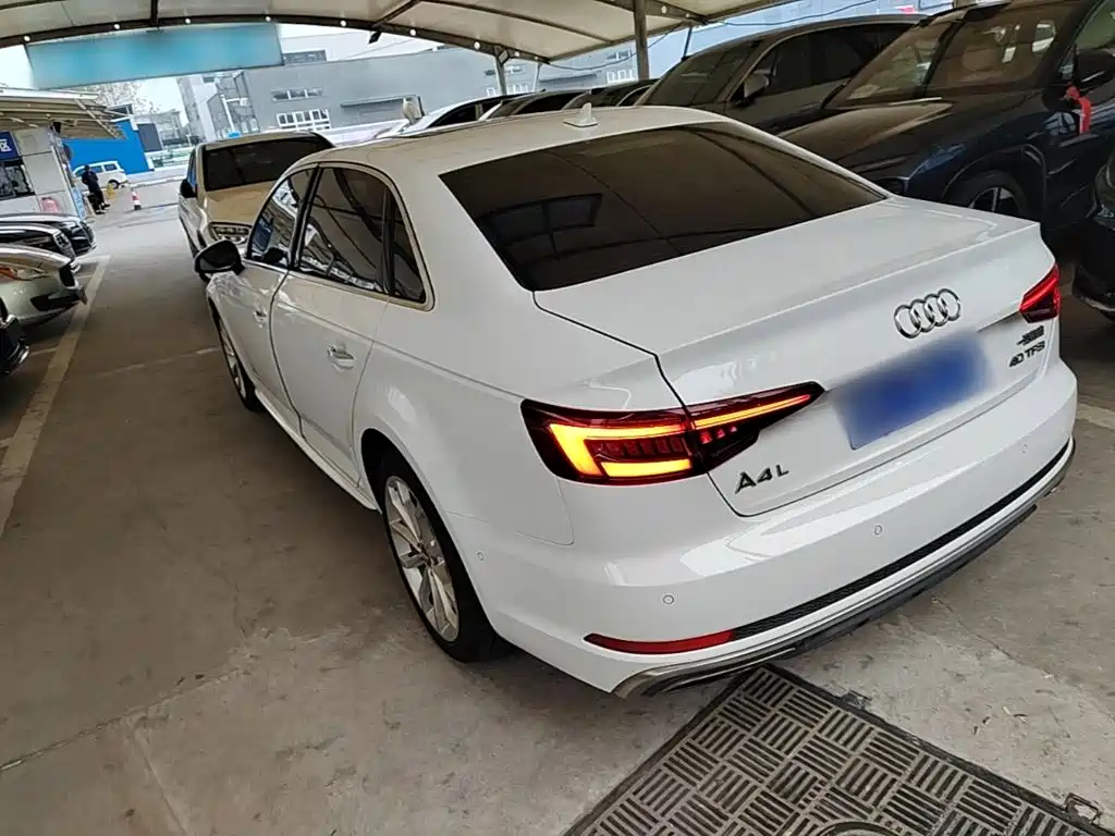 Audi A4L — миниатюра 5